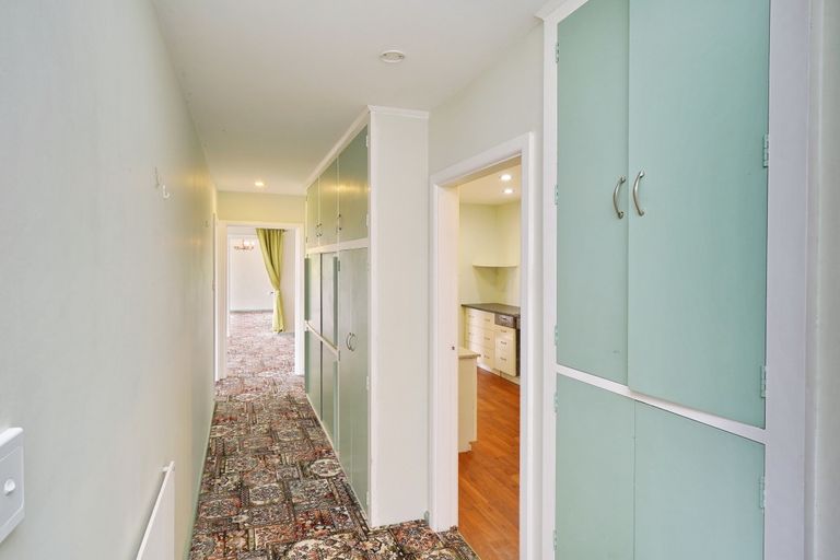 Photo of property in 193 Dyers Pass Road, Cashmere, Christchurch, 8022