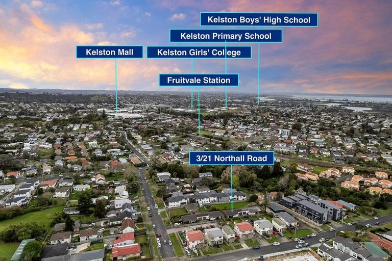Photo of property in 3/21 Northall Road, New Lynn, Auckland, 0600