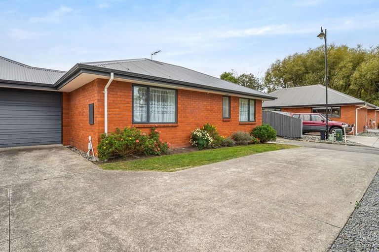 Photo of property in 22 Clinton Lane, Woolston, Christchurch, 8062