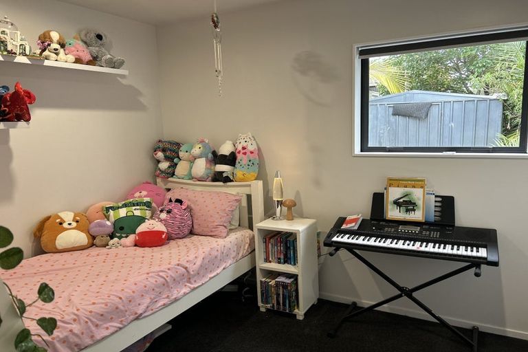 Photo of property in 41 Melba Street, Beach Haven, Auckland, 0626