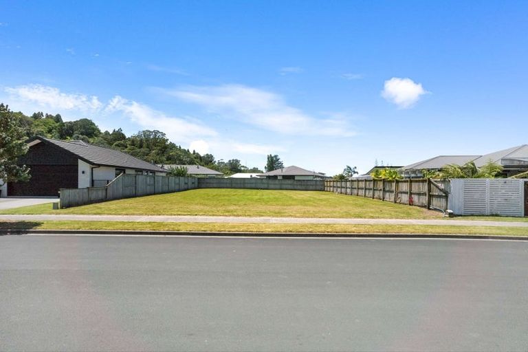 Photo of property in 29 Alf Simpson Drive, Whitianga, 3510