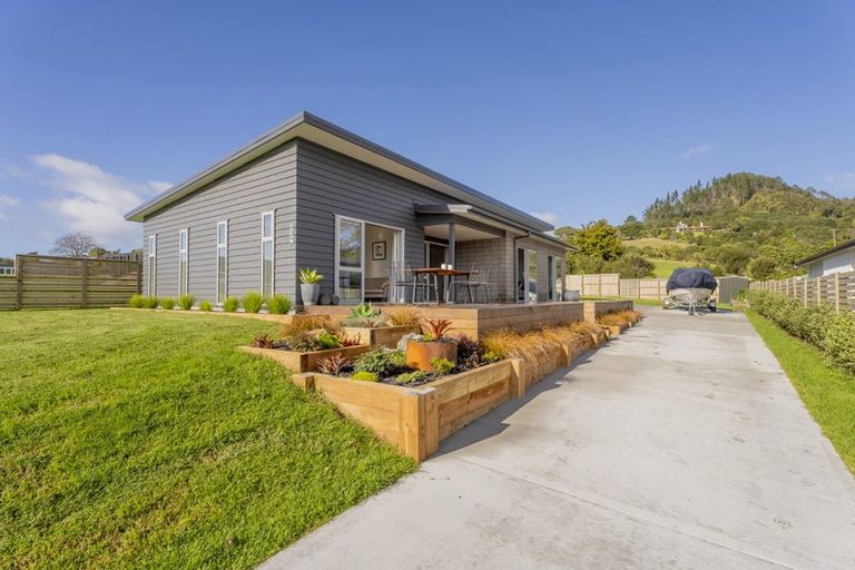 Photo of property in 8 Fred Harsant Drive, Cooks Beach, 3591