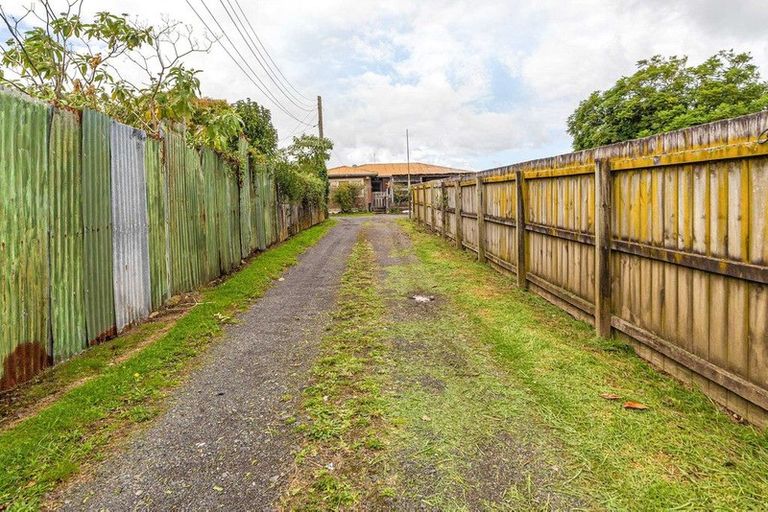 Photo of property in 114a Browns Road, Manurewa, Auckland, 2102