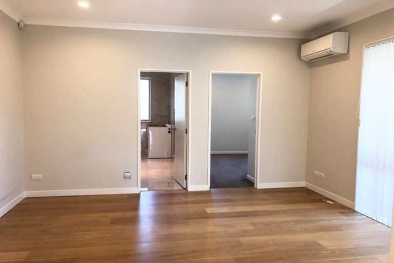 Photo of property in 19 Lynden Avenue, Hillcrest, Auckland, 0627