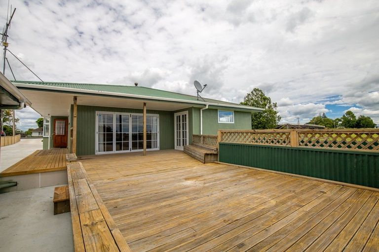 Photo of property in 11 Orchard East Road, Ngatea, 3503