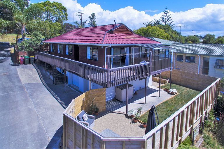 Photo of property in 360a Whangaparaoa Road, Stanmore Bay, Whangaparaoa, 0932