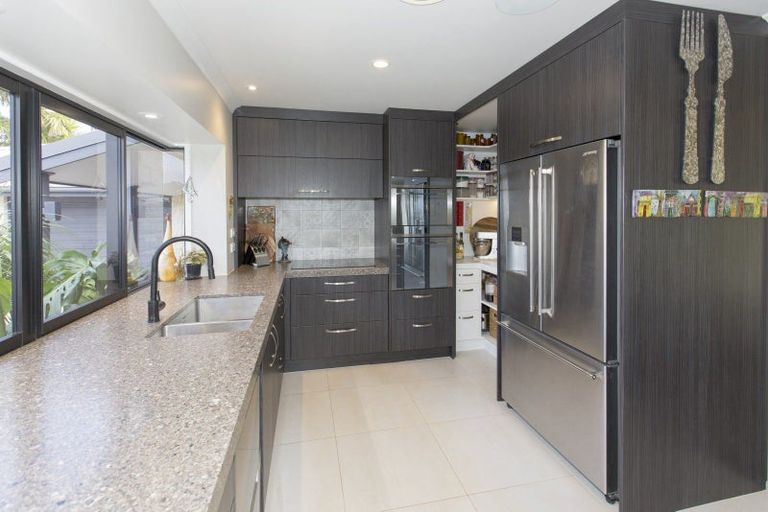 Photo of property in 36 Ripiro Drive, Baylys Beach, Dargaville, 0377