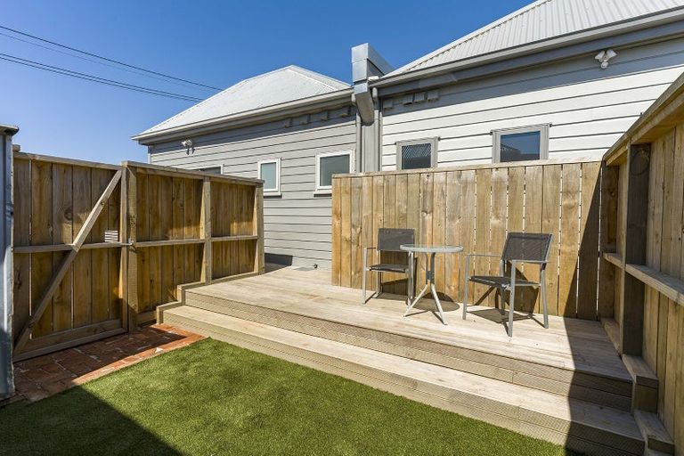 Photo of property in 43 Bradshaw Street, South Dunedin, Dunedin, 9012