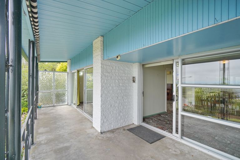 Photo of property in 193 Dyers Pass Road, Cashmere, Christchurch, 8022