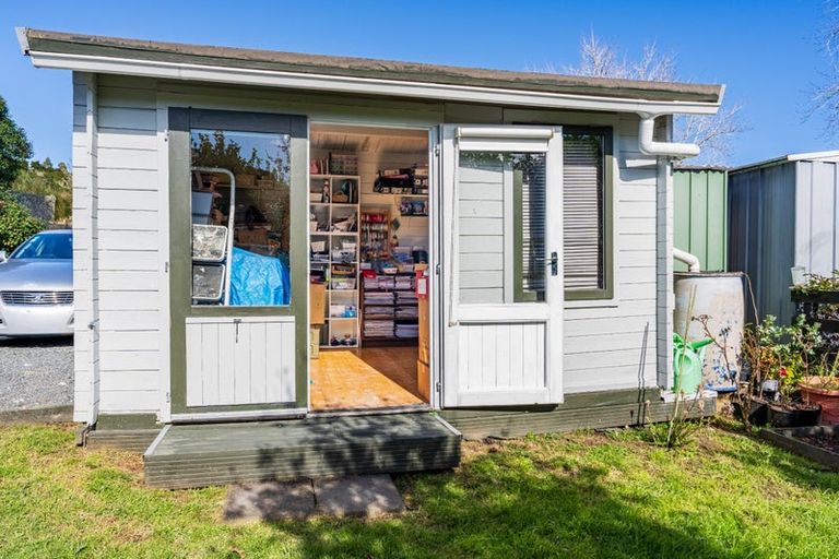 Photo of property in 3241 Paparoa-oakleigh Road, Paparoa, 0571