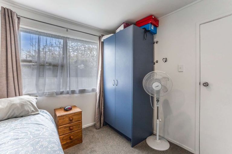 Photo of property in 33 Maratahu Street, Westown, New Plymouth, 4310