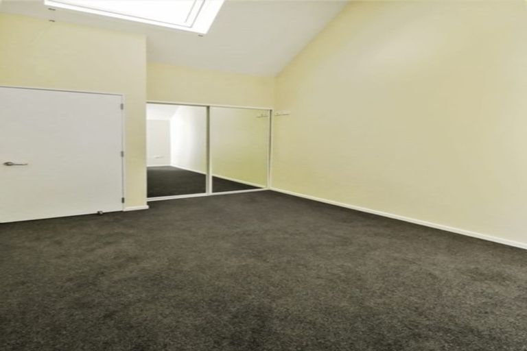 Photo of property in 31-41 Pirie Street, Mount Victoria, Wellington, 6011