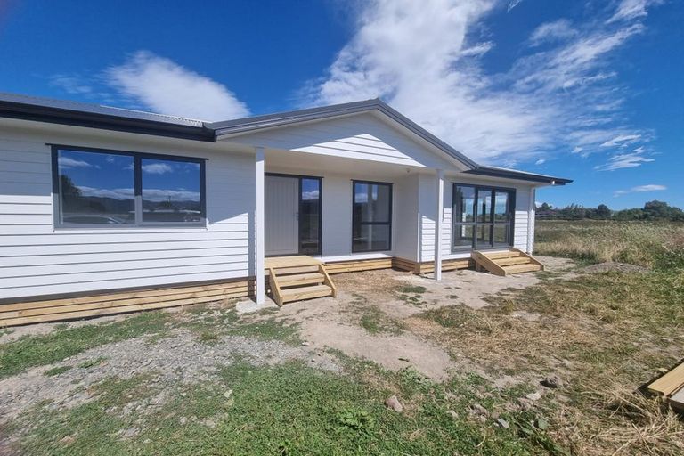 Photo of property in 2550 State Highway 2, Ahikouka, Greytown, 5794
