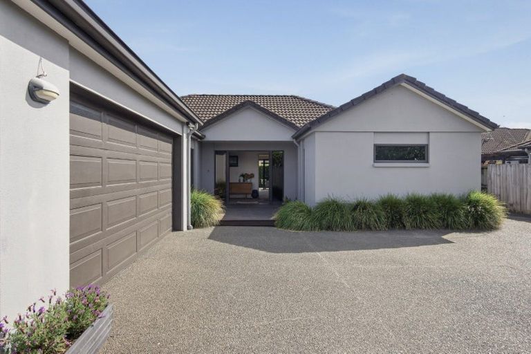 Photo of property in 20 Ohope Place, Papamoa Beach, Papamoa, 3118