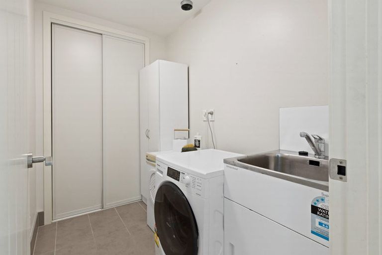 Photo of property in 60 Eaves Bush Parade, Orewa, 0931