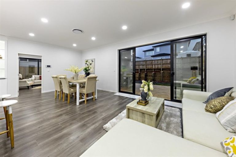 Photo of property in 42 Hangahai Road, Flat Bush, Auckland, 2019