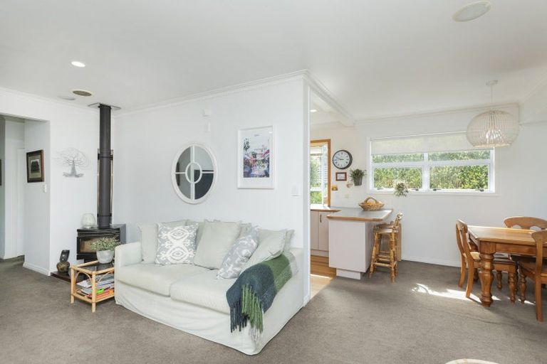 Photo of property in 2 Douglas Street, Okitu, Gisborne, 4010