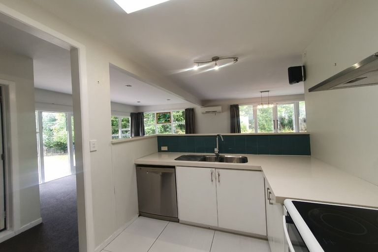 Photo of property in 54 Woodside Road, Massey, Auckland, 0614