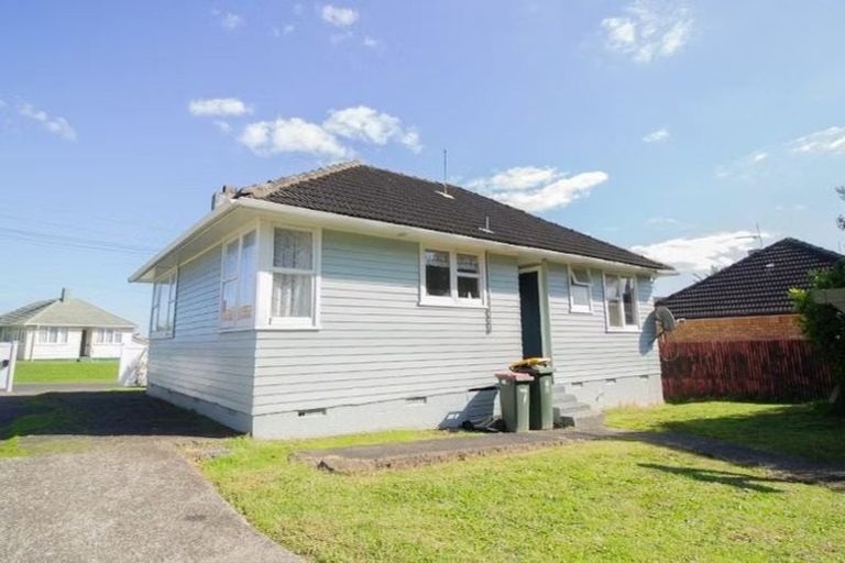 Photo of property in 70 Fisher Crescent, Otara, Auckland, 2023