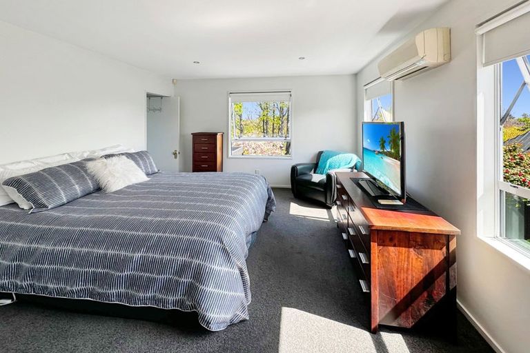 Photo of property in 70 Lake Terrace Road, Burwood, Christchurch, 8061