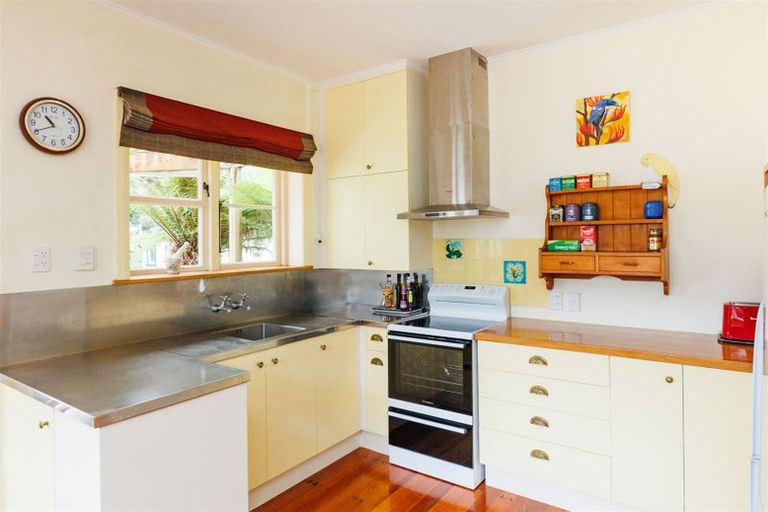 Photo of property in 55 Savage Crescent, West End, Palmerston North, 4412