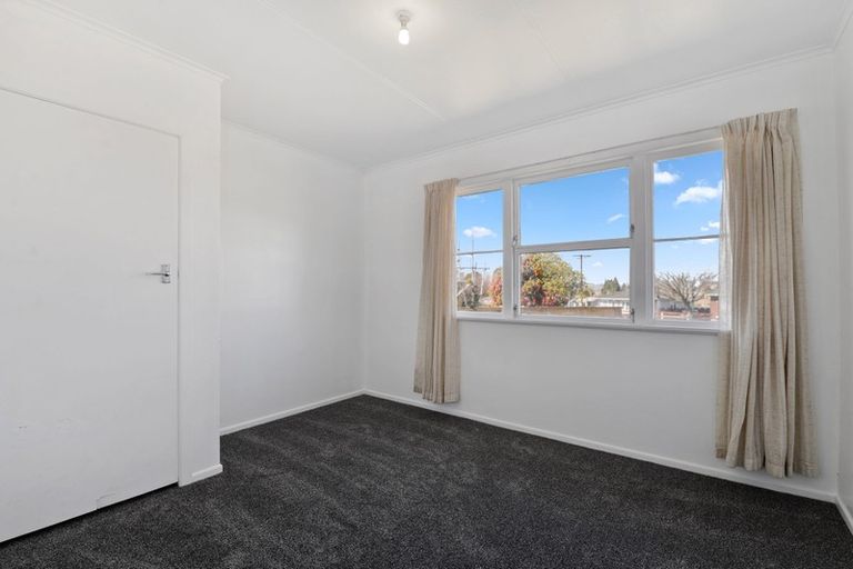 Photo of property in 7 Ross Road, Western Heights, Rotorua, 3015