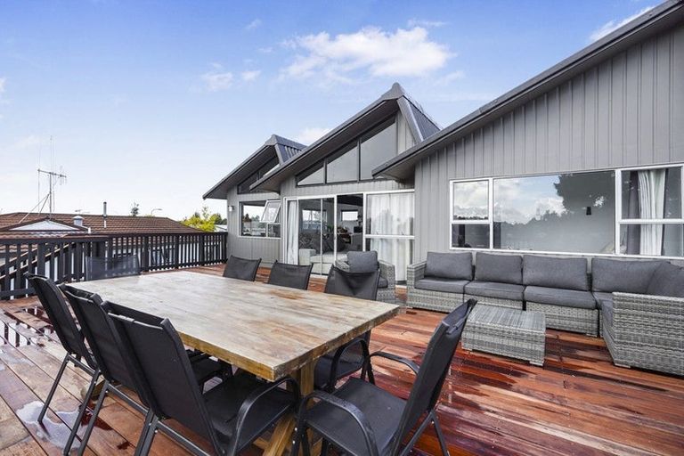 Photo of property in 16 Shelley Jane Place, Dinsdale, Hamilton, 3204