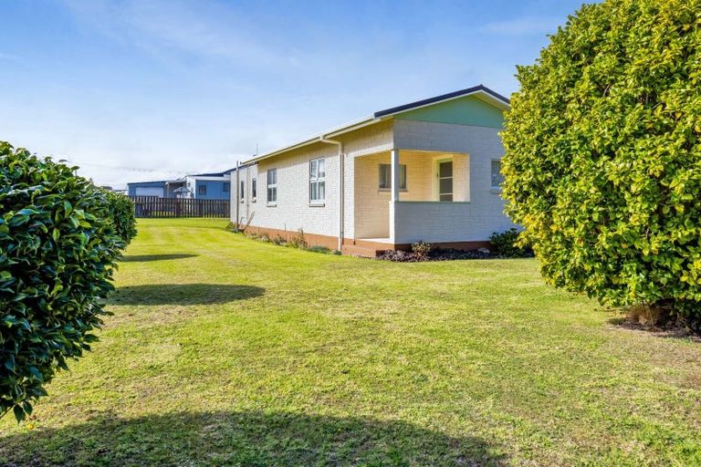 Photo of property in 16 Layard Street, Opunake, 4616