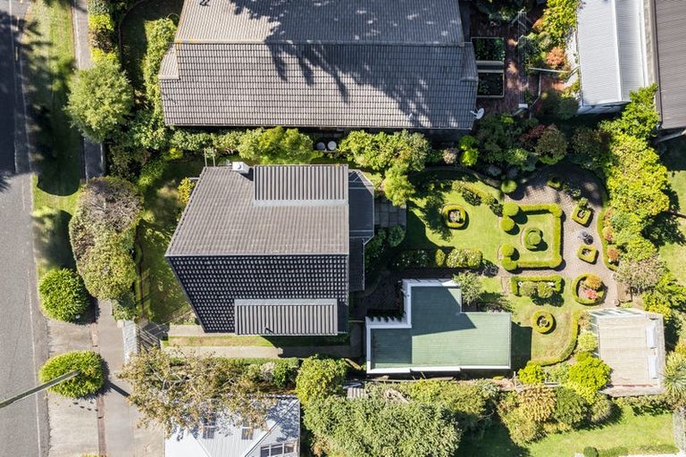 Photo of property in 425 Muritai Road, Eastbourne, Lower Hutt, 5013