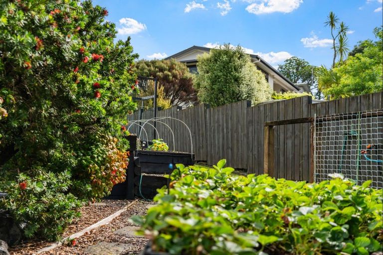 Photo of property in 4 Kookaburra Drive, Tawharanui Peninsula, Warkworth, 0986