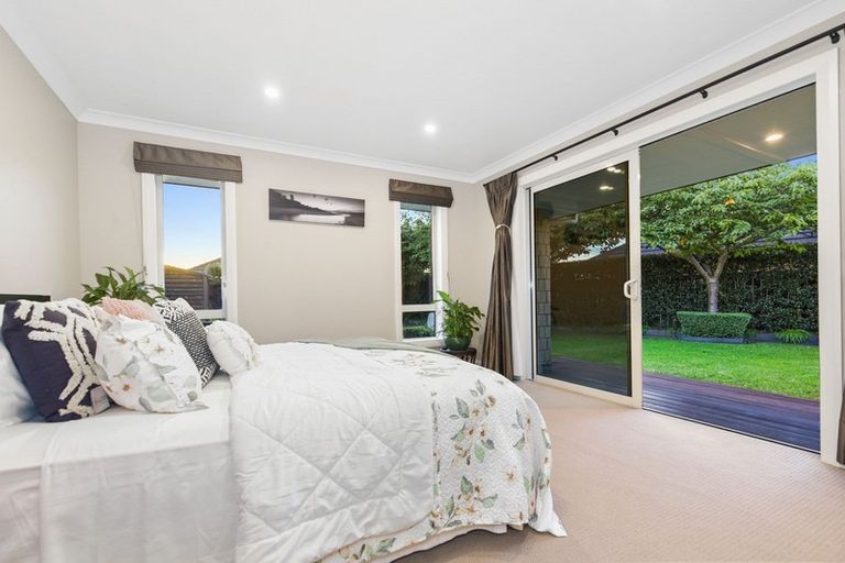 Photo of property in 8 Connor Court, Huntington, Hamilton, 3210