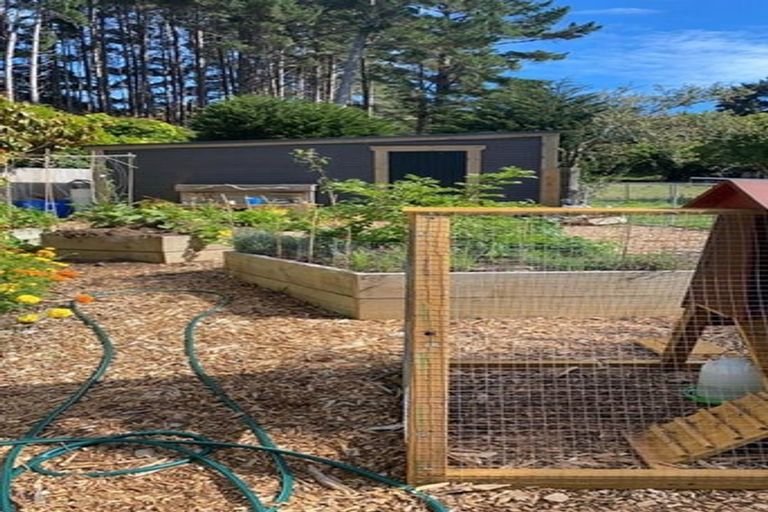 Photo of property in 457 Makara Road, Makara, Karori, 6972