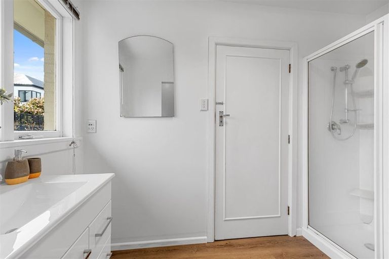 Photo of property in 207 Innes Road, St Albans, Christchurch, 8052