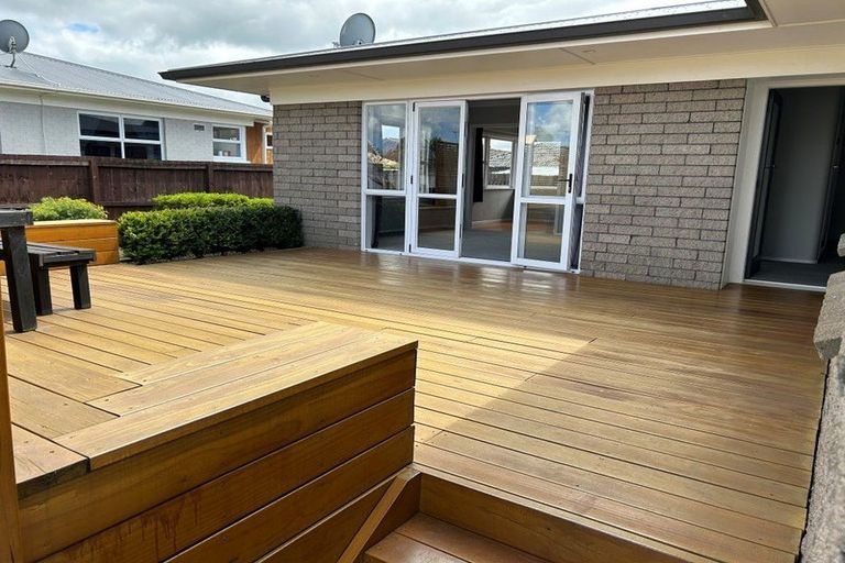 Photo of property in 5 Paterson Avenue, Pukekohe, 2120