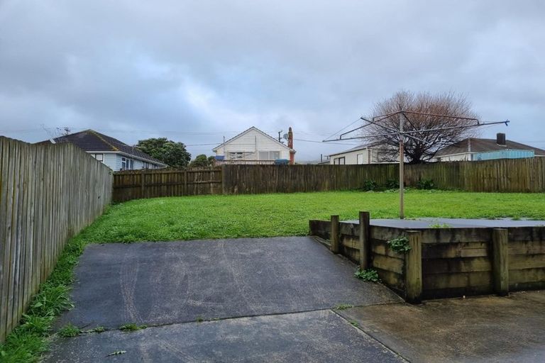 Photo of property in 58 Warspite Avenue, Cannons Creek, Porirua, 5024