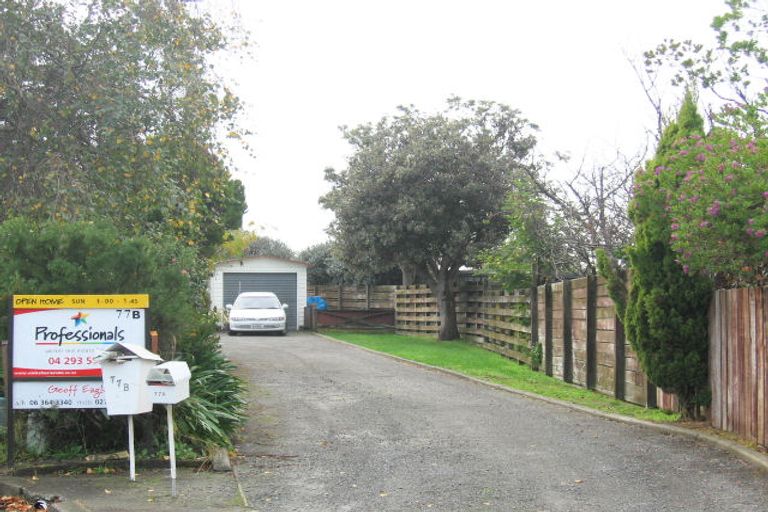 Photo of property in 77a Eatwell Avenue, Paraparaumu Beach, Paraparaumu, 5032