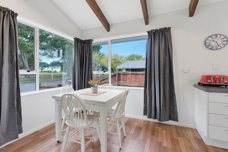 Photo of property in 205 Queenspark Drive, Parklands, Christchurch, 8083