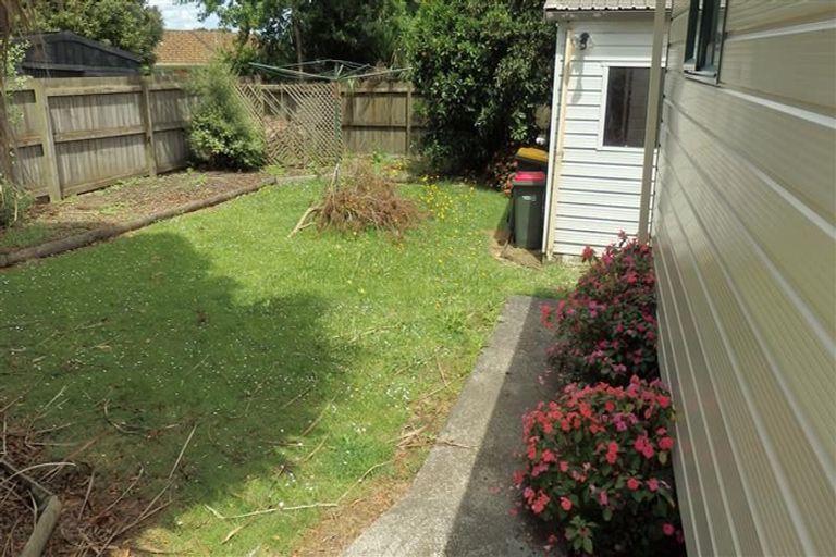 Photo of property in 12 Friedlanders Road, Manurewa, Auckland, 2102
