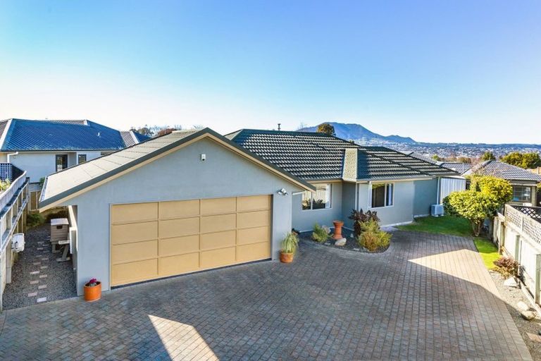Photo of property in 18 The Grove, Nukuhau, Taupo, 3330