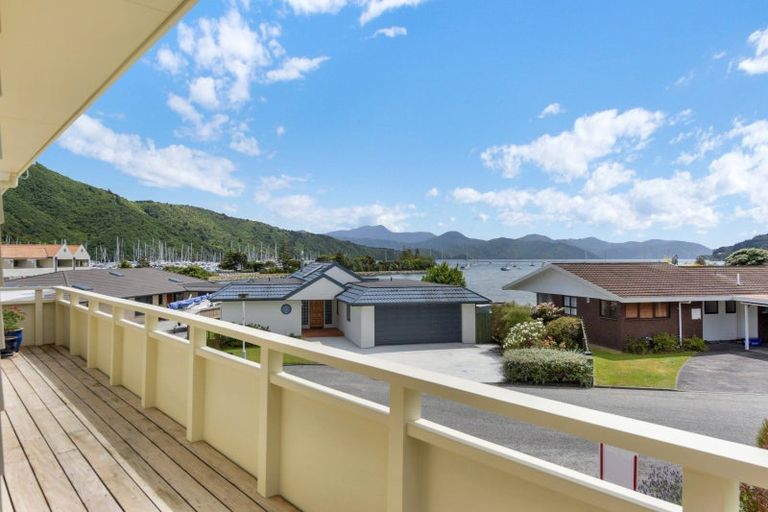 Photo of property in 291o Waikawa Road, Waikawa, Picton, 7220