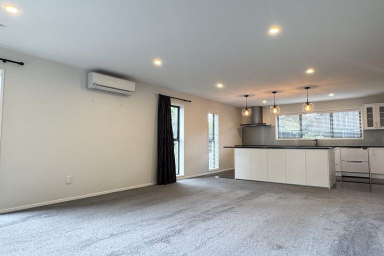 Photo of property in 1/74 Jeffreys Road, Fendalton, Christchurch, 8052