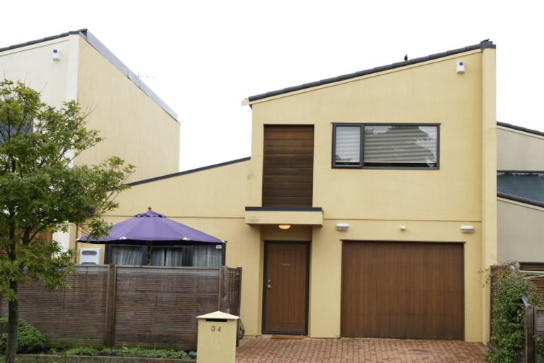 Photo of property in 34 Tiger Drive, Golflands, Auckland, 2013