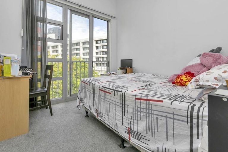 Photo of property in 22 Liverpool Street, Epsom, Auckland, 1023