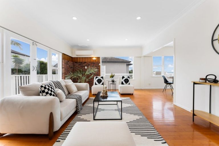 Photo of property in 1/113 Coronation Road, Hillcrest, Auckland, 0627