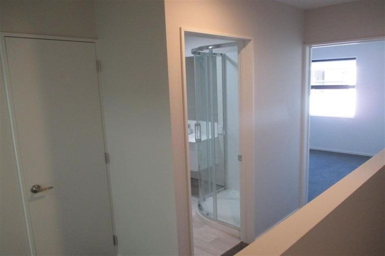 Photo of property in 2/22 Grove Road, Addington, Christchurch, 8024