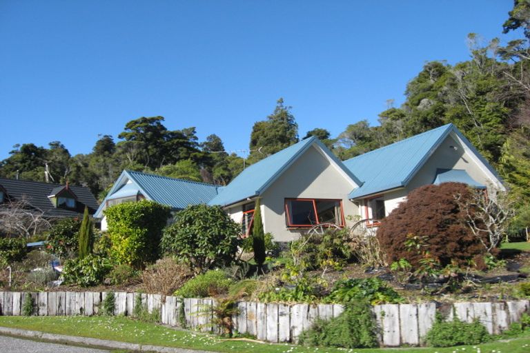 Photo of property in 58 Power Road, Karoro, Greymouth, 7805