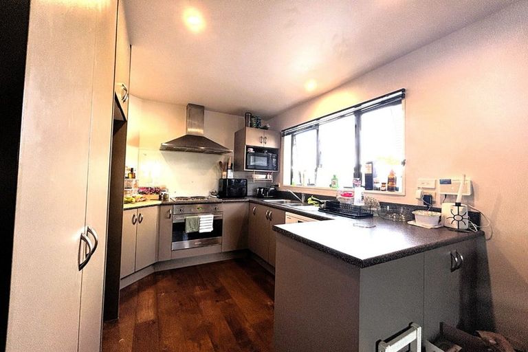 Photo of property in 8b Charles Street, Waltham, Christchurch, 8011