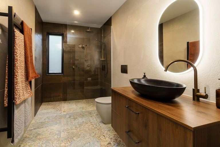 Photo of property in 30 Naylor Street, Clyde, 9330