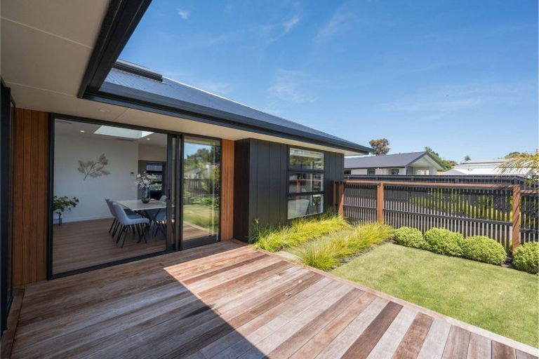 Photo of property in 63 Les Wakefield Road, Mapua, 7005