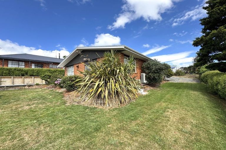 Photo of property in 12 Dartmouth Street, Kaitangata, 9210